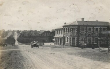 Photograph (Item), B/W Photo The Mansions C1920, Malmsbury c1920