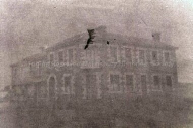 Photograph (Item), B/W Photo The Mansions Malmsbury C1920, Malmsbury c1920
