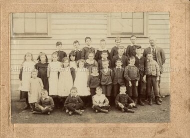 Photograph (Item), Malmsbury School Ca 1900 Catholic School?, Malmsbury c1900
