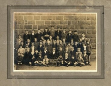 Photograph (Item), B/W Malmsbury Primary School 1931, Malmsbury c1931
