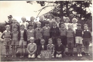 Photograph (Item), B/W Photo Malmsbury Primary School Students 1955, Malmsbury 1955
