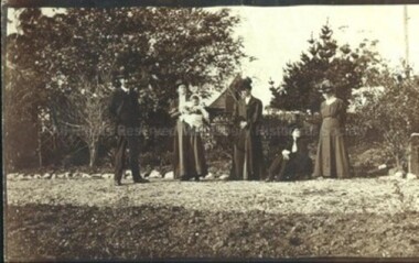 Photograph (Item), "Ellis, Vance And Townsend Family", Malmsbury c1900