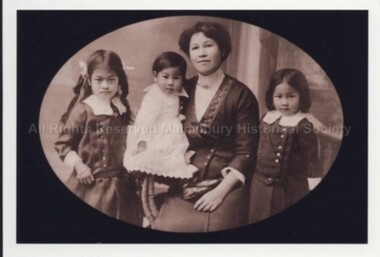 Photograph (Item), "Emily (Lipp) Kim With Children Ivy, Queenie, & Daisy C1915", Malmsbury c1915