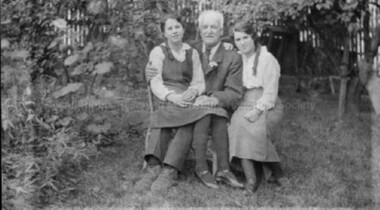 Photograph (Item), Queenie & Sylvia Blair & Their Father Arthur Hamilton Blair, Malmsbury c1916