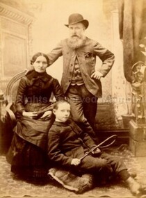 Photograph (Item), William & Elizabeth Crow And Son Francis (Born 1877), Malmsbury c1887