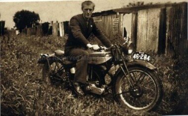 Photograph (Item), B/W Photo  Man On Motor Bike Reg Vic 46.284 C1940, Malmsbury c1940
