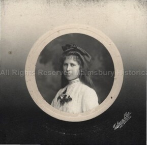Photograph (Item), Studio Portrait Of Meta Townsend Aged 15 1903, Malmsbury 1903