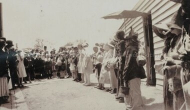 Photograph (Item), "B/W Photo Boxing Day Picnic Parade, Children", Malmsbury c1920