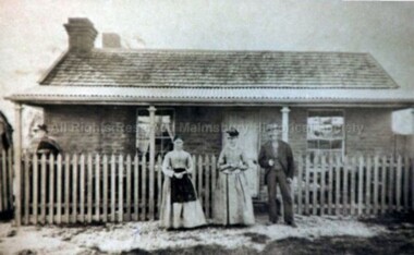 Photograph (Item), Grieve Family Outside Cottage Owned By J. H. Boundy, Malmsbury c1909