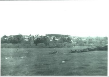 Photograph (Item), Malmsbury Township From Western Vantage Point, Malmsbury ca1950