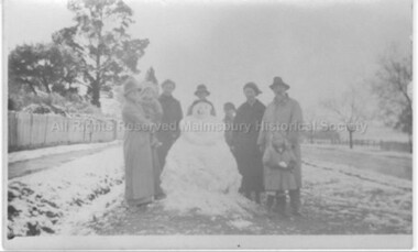 Postcard (Item), Postcard Of A Group With Snowman In Malmsbury 1922 Kodak, Malmsbury 29/6/1922