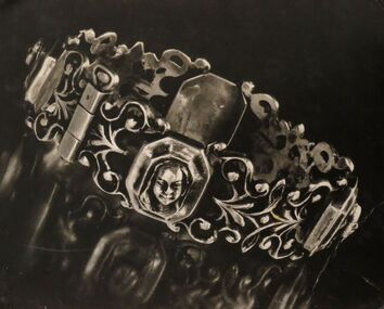 Photograph, Bracelet