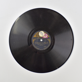 Record, Gramophone, The sweetheart of sigma chi & Dreamgirl of pi k.a