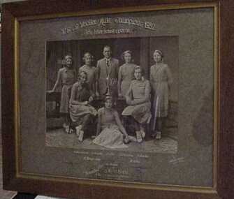 Photograph, RS&S Woollen Mills, Champions 1932
