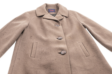 Coat, Lindsay and McKenzie, The Fleece That Would Not Die, 1968