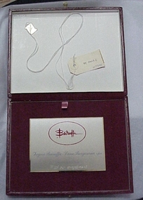 Plaque
