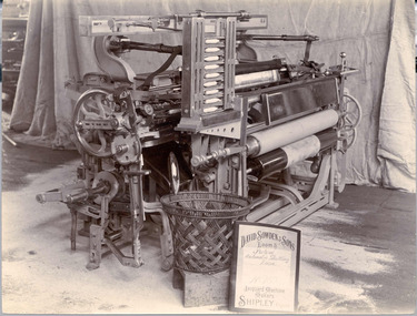 Photograph, Patent Automatic Shuttling Loom