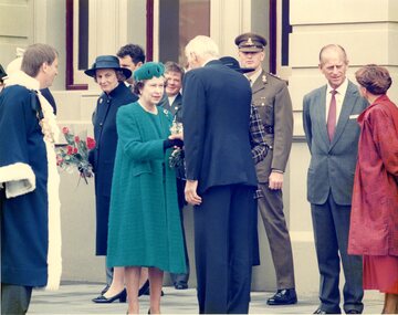 Photograph, Queen Elizabeth, Geelong, April, 1988