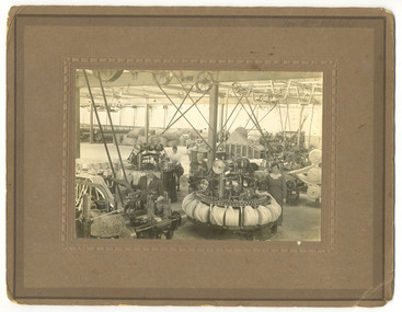 Photograph, [Worsted room, Noble combing]