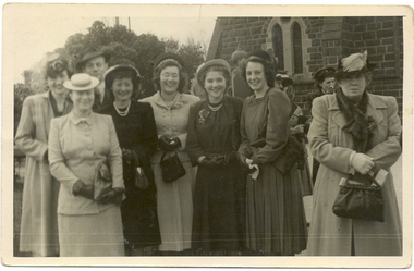 Photograph, At wedding of Dawn Beaumont and Les King