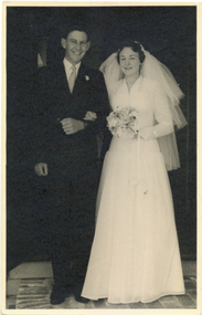 Photograph, [Miss Dorothy Lucas]