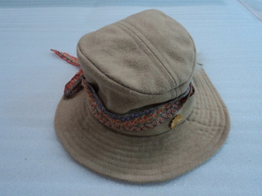 Hat, 1980