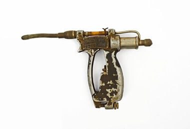 Tool - Drench Gun, 1940-1950
