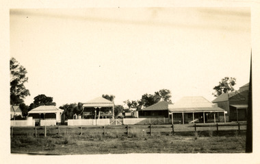 Photograph - A Queensland Town, J W Allen, 1928-1929