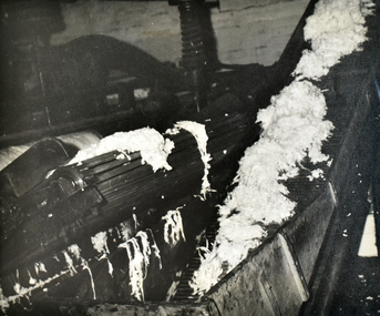 Photograph - Wool Processing, Returned Sailors and Soldiers Mill, Norm Holroyd, 1960's - 1970's