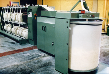 Photograph - Combing, Port Phillip Topmaking, 1990