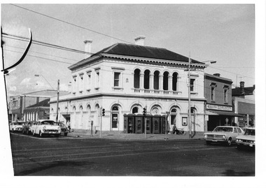 Postcard - Photograph Building, Graeme S Breydon, St Kilda Post Office, 1974