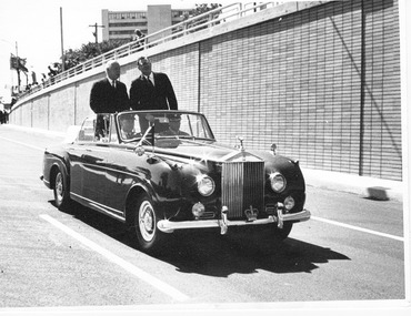 Photograph, Delacombe, Rowan (Sir)  and Croxford, A. H. (Mr), c. 1968
