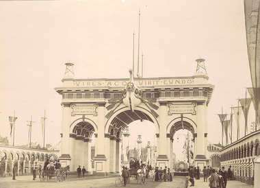 Photograph, Frazer, C.J, Municipal Arch, Princes Bridge, c. 1901