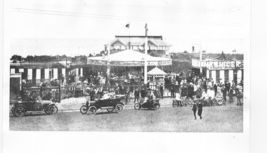 Photograph, Little Luna Park, triangle site, 1915-1916