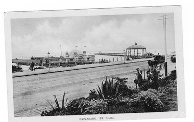 Photograph, J A Mackenzie, Esplanade St Kilda, c.1910