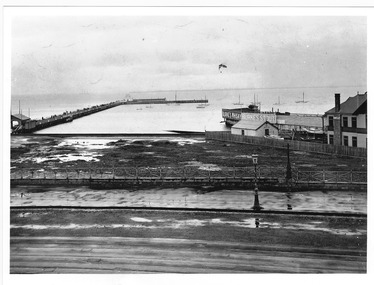 Photograph, St Kilda Pier and foreshore
