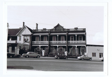 Photograph, Hile Terrace, 26-27-28 Esplanade, St Kilda