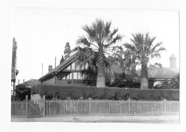 Photograph, 106 Westbury St, St Kilda, c.1931