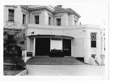 Photograph, Graeme S Breydon, 6 Dickens St, St Kilda