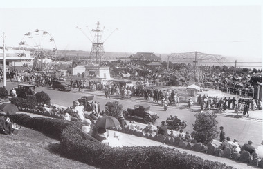 Photograph, St Kilda Beach, c. 1929
