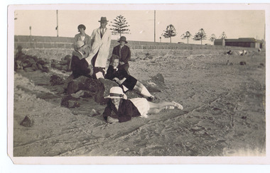 Photograph, Group on the sand(?), 22/1/1929