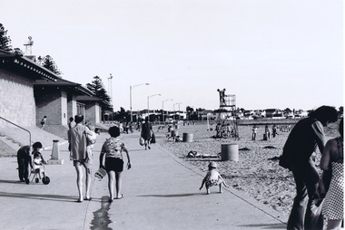Photograph, Elwood Beach