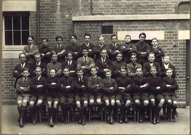 Photograph, School photograph: boys