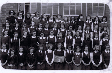 Photograph, Form 1B, Elwood Central School, 1939