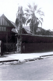Photograph, 106 Westbury St, East St Kilda, c. 1934?