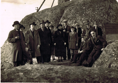 Photograph, Members of RHSV and Mr Charles Daly