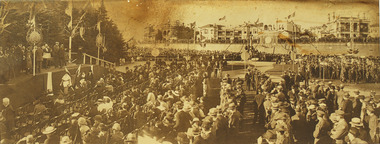 Photograph, Presentation of 14th Battallion Colours, 1914