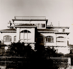 Photograph - Building, Moreton (Leber Court), St Kilda, c1980s