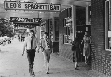 Photograph - Photograph of street scene, Munz, Martin, Fitzroy Street, 1981