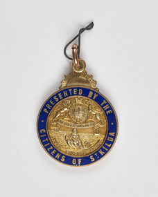 Memorabilia - Medallion, St Kilda tribute medallion, 1918